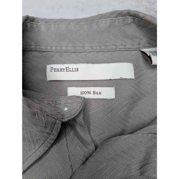 Perry Ellis Men's Silk Short Sleeve Button Down - Medium Gray Herringbone - Picture 4 of 5